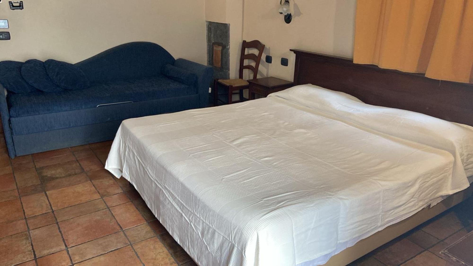 Hotel Capomulini 3 Stelle Acireale Kültér fotó